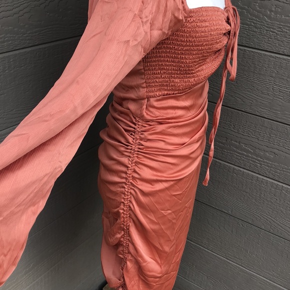 Le Lis Peach Midi - Picture 4 of 9